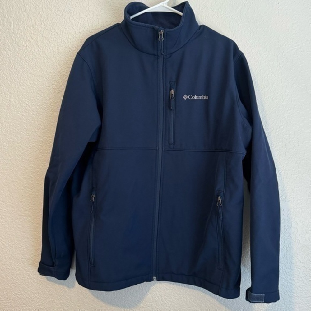Men’s Navy Columbia Jacket
